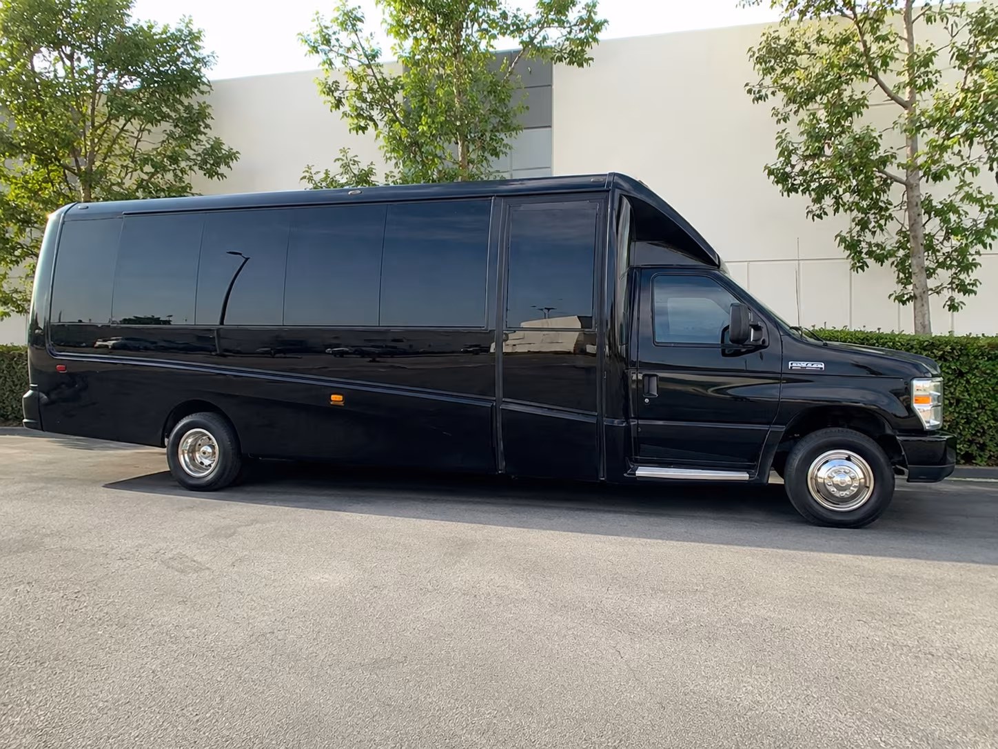 tyler long distance transportation onboard seating