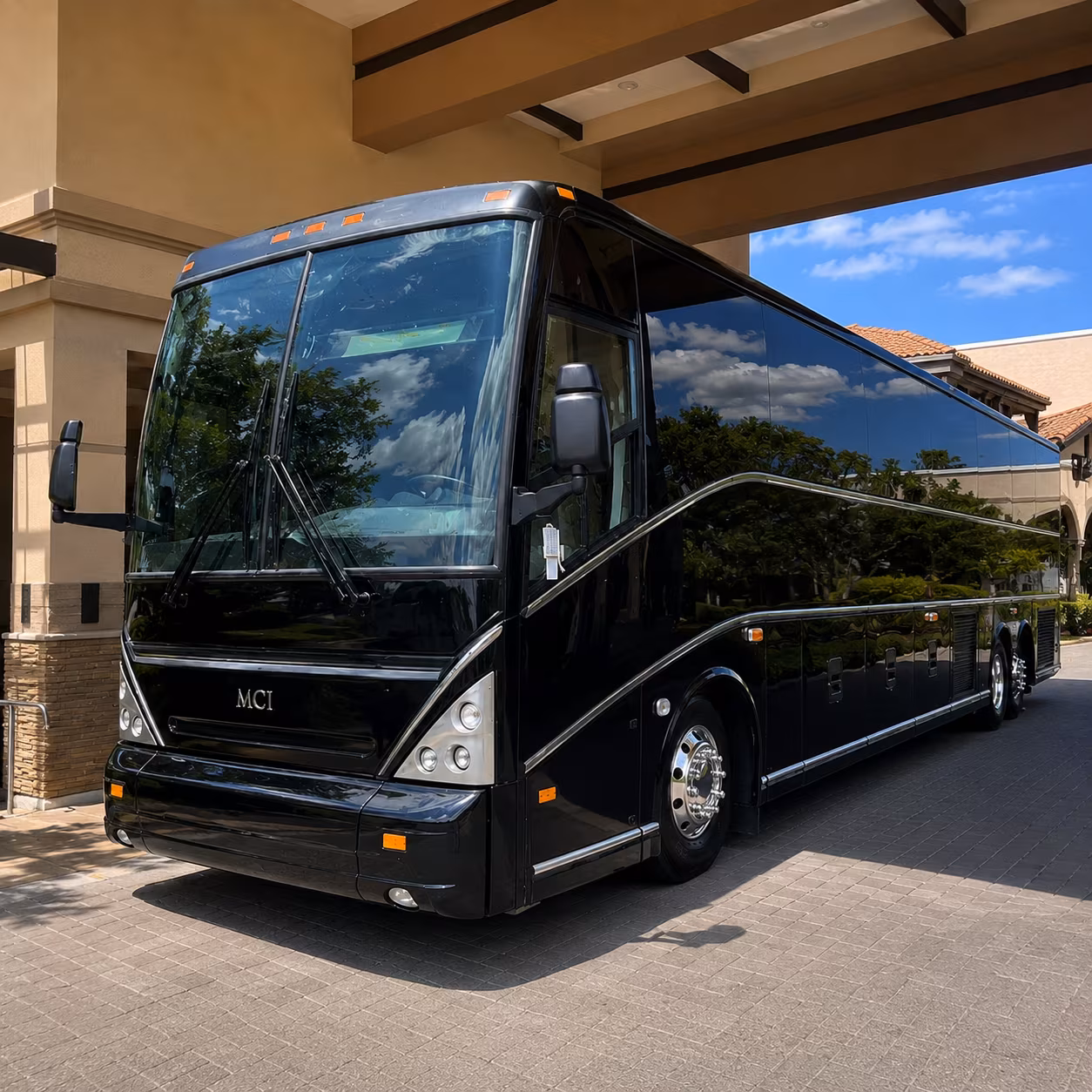 tylercharterbuscompany com makes finding tyler prom transportation simple